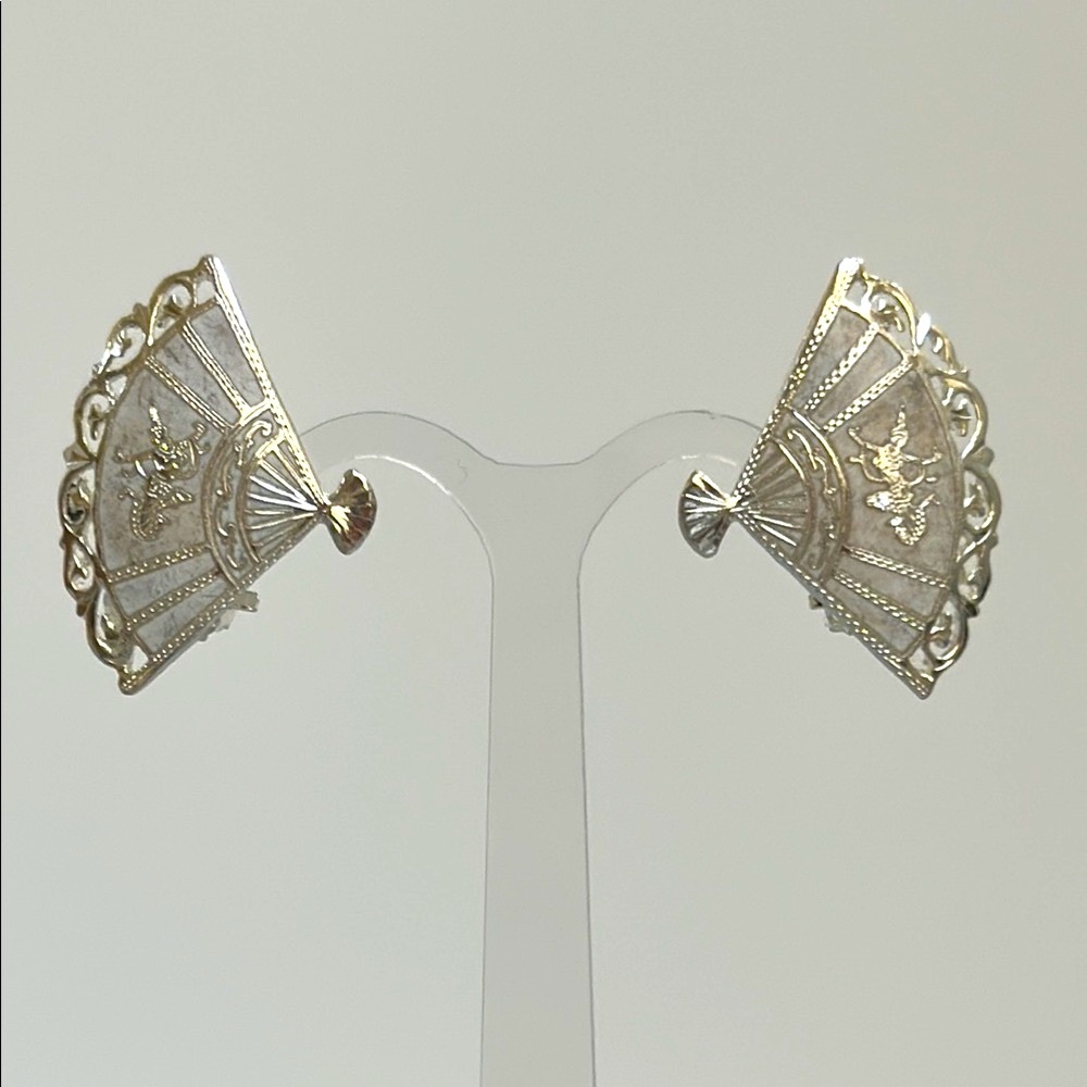 Elegant Intricate Design 925 Sterling Silver Gorgeous Fan Earrings